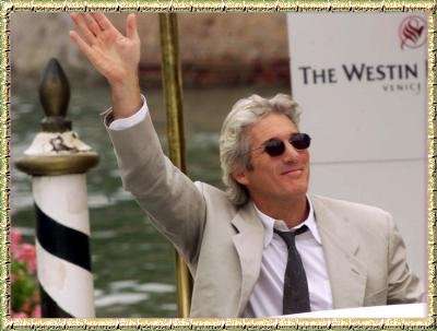 Richard waves